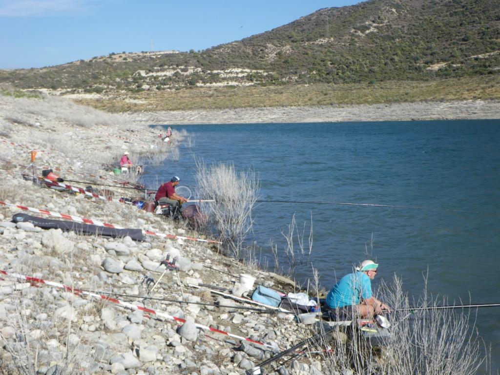 fISH FLOAT TEAM vs OLD SHACK TEAM 004.jpg