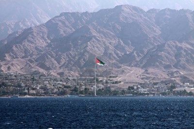 7157984-huge-flag-in-the-city-of-aqaba-jordan.jpg